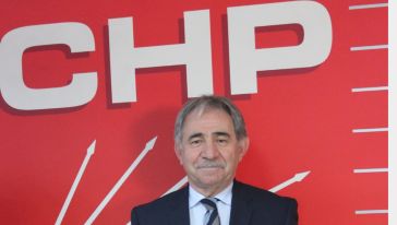 Av. Atalay CHP'den adaylığını açıkladı