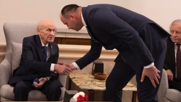 Akgül'den, MHP'ye dönüş sinyali